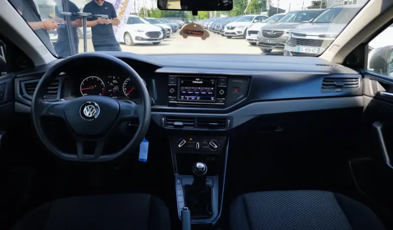 
								VOLKSWAGEN POLO full									
