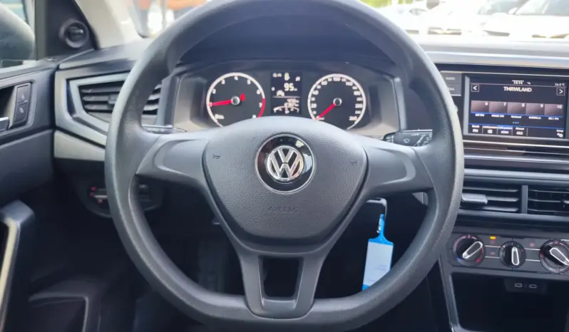 
								VOLKSWAGEN POLO full									