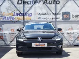 
										VOLKSWAGEN GOLF full									