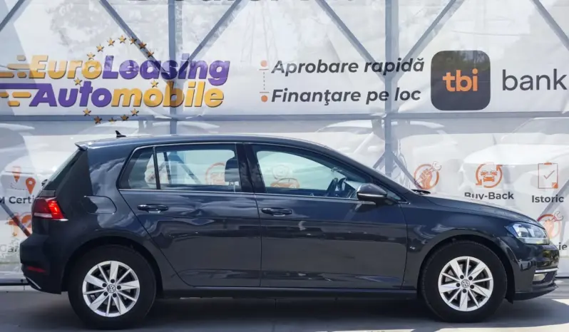 
								VOLKSWAGEN GOLF full									