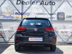 
										VOLKSWAGEN GOLF full									