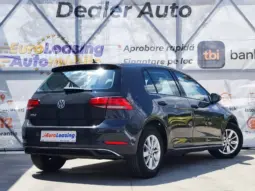 
										VOLKSWAGEN GOLF full									