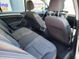 
										VOLKSWAGEN GOLF full									