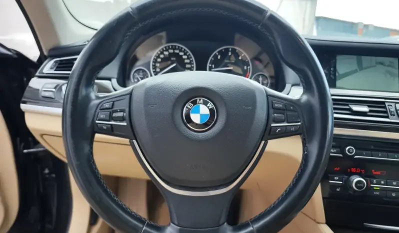 
								BMW SERIA 7 full									