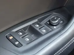 
										VOLKSWAGEN TOUAREG full									