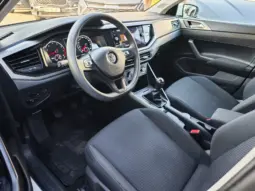 
										VOLKSWAGEN POLO full									