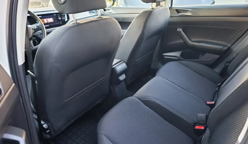 
								VOLKSWAGEN POLO full									