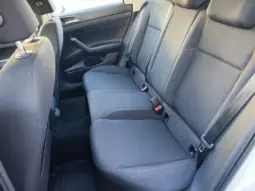 
										VOLKSWAGEN POLO full									