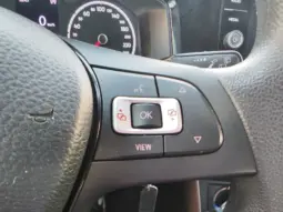 
										VOLKSWAGEN POLO full									