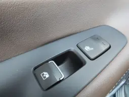 
										HYUNDAI SANTA FE full									