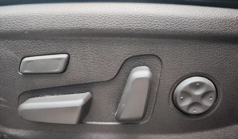 
								HYUNDAI SANTA FE full									