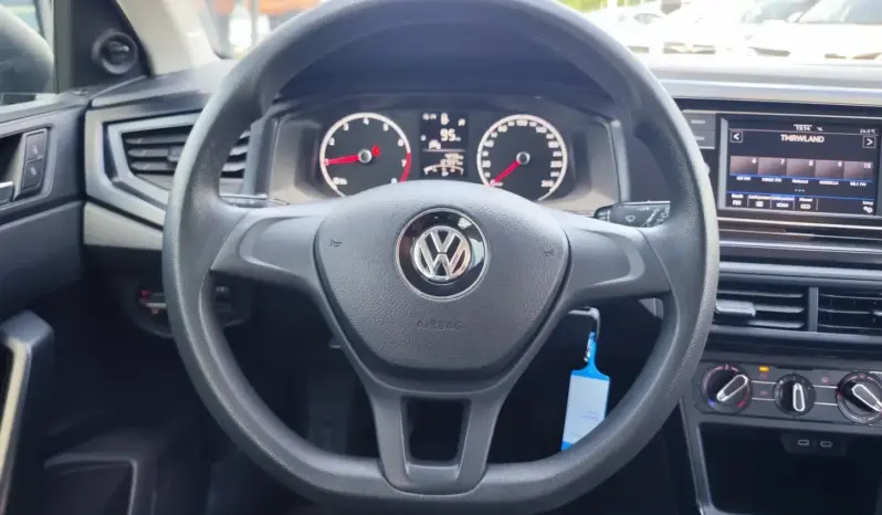 
								VOLKSWAGEN POLO full									