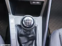 
										VOLKSWAGEN POLO full									