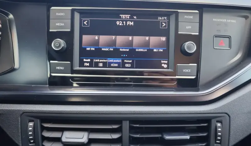 
								VOLKSWAGEN POLO full									