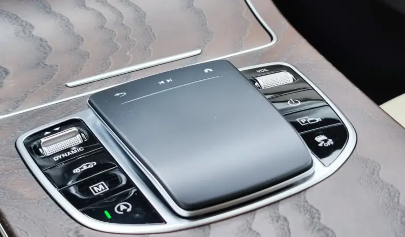 
								MERCEDES BENZ GLC COUPE full									