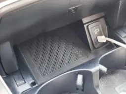 
										MERCEDES BENZ GLC COUPE full									