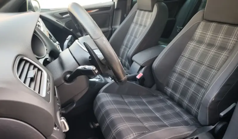 
								VOLKSWAGEN GOLF full									