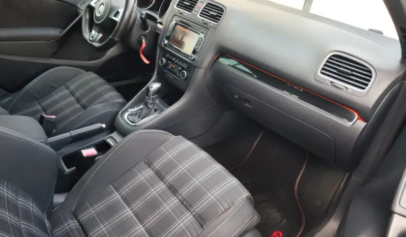 
								VOLKSWAGEN GOLF full									