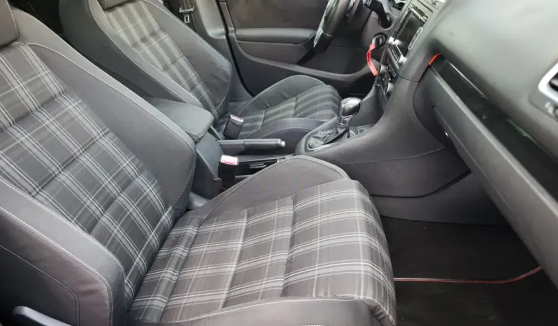 
								VOLKSWAGEN GOLF full									