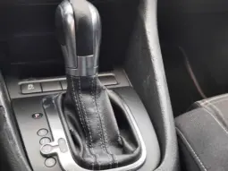 
										VOLKSWAGEN GOLF full									