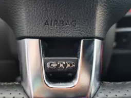 
										VOLKSWAGEN GOLF full									