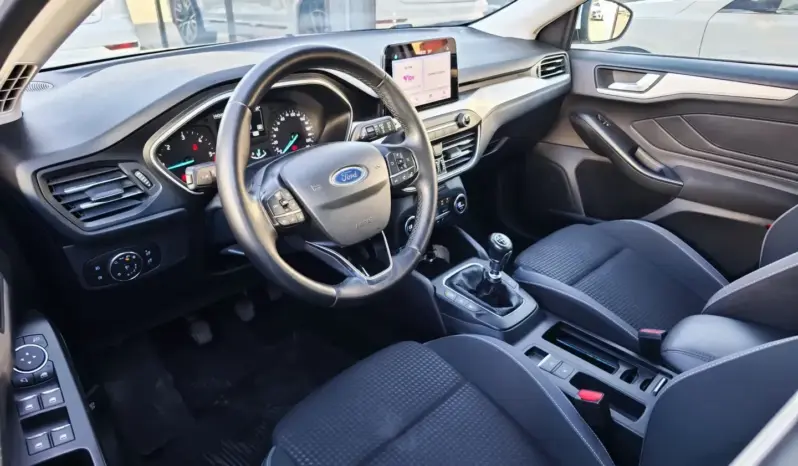 
								FORD FOCUS full									