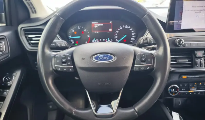 
								FORD FOCUS full									