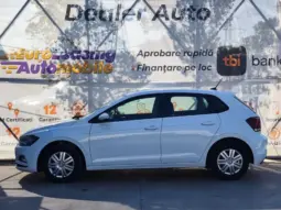 
										VOLKSWAGEN POLO full									