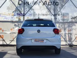 
										VOLKSWAGEN POLO full									