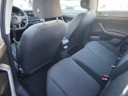 
										VOLKSWAGEN POLO full									