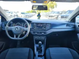 
										VOLKSWAGEN POLO full									