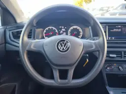 
										VOLKSWAGEN POLO full									