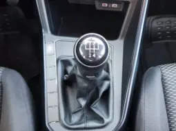 
										VOLKSWAGEN POLO full									