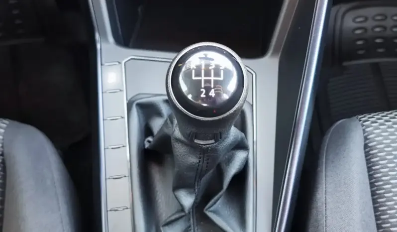 
								VOLKSWAGEN POLO full									