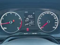 
										VOLKSWAGEN POLO full									