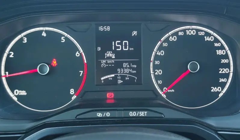 
								VOLKSWAGEN POLO full									