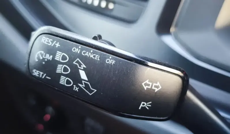 
								VOLKSWAGEN POLO full									