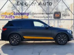 
										MERCEDES BENZ GLC full									