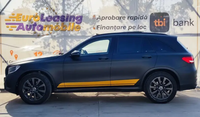 
								MERCEDES BENZ GLC full									
