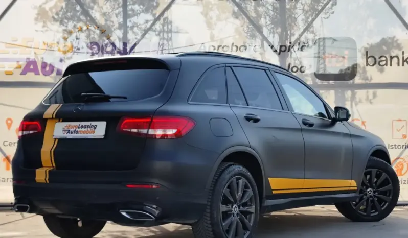 
								MERCEDES BENZ GLC full									