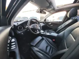 
										MERCEDES BENZ GLC full									