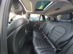 
										MERCEDES BENZ GLC full									