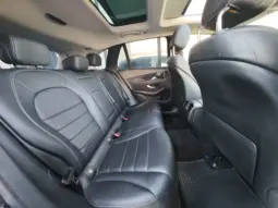 
										MERCEDES BENZ GLC full									