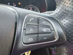 
										MERCEDES BENZ GLC full									