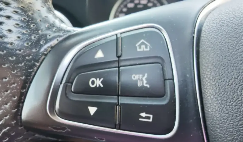 
								MERCEDES BENZ GLC full									