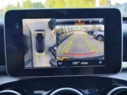 
										MERCEDES BENZ GLC full									