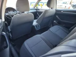 
										VOLKSWAGEN PASSAT full									