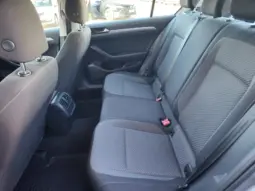 
										VOLKSWAGEN PASSAT full									