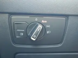 
										VOLKSWAGEN PASSAT full									