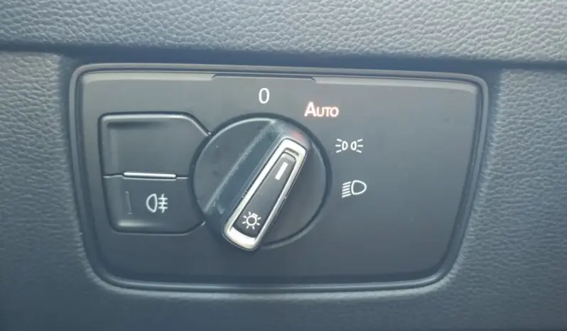 
								VOLKSWAGEN PASSAT full									